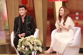 Mâu thuẫn và sự thay đổi về bí quyết tương ứng xử, hoàn cảnh ở giữa 2 cô nữ giới, một bên đc bà mẹ mến yêu chiều ưa chuộng, một bên bị coi thường đang tạo cho mọt quan hệ. PhÆ°Æ¡ng Háº±ng Gáº¡o Náº¿p Gáº¡o Táº» Ä'Æ°á»£c Cáº§u Hon Láº¡i TÆ°á»Ÿng Ä'ang Diá»…n Ngoi Sao