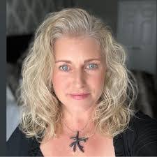 Tina Mullenix's Instagram, Twitter & Facebook