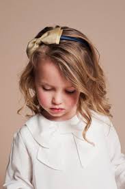 Check spelling or type a new query. Quelle Coiffure Avec Un Serre Tete Fleuri Lcv