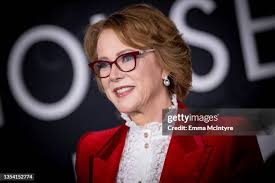 49 Sara Forden Stock Photos, High-Res Pictures, and Images