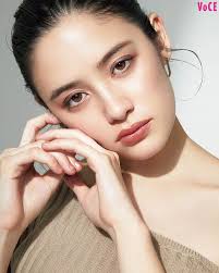 voce2019年7月号 琉花 艶メイク 結婚式 化粧 すっぴん風メイク