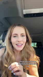 #greenscreen this is going to be the best treehouse you’ve ever seen  @Meredith Steele #treehouse #friends