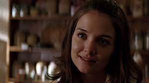 Katie holmes was born as kate noelle 'katie' holmes to kathleen and martin joseph holmes, sr. The Real Reason Katie Holmes Was Replaced By Maggie Gyllenhaal In The Dark Knight