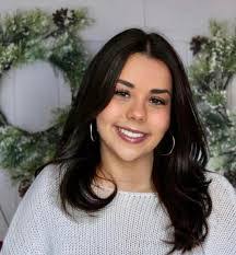 Nicole Royal's Instagram, Twitter & Facebook