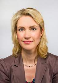 Explore tweets of manuela schwesig @manuelaschwesig on twitter. Manuela Schwesig Wikipedia