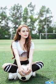 Kẻ nào vác mặt tới xử luôn kẻ đấy, để cho các người xem tôi của ngày xưa từng bước lật đổ. Hot Girl Tráº§n Anh ThÆ°