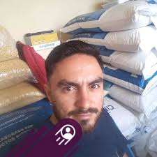 ULTIMAHORA:. NO HAY PASO POR EL BADÉN DEL INGENIERO! Se reporta que un  tràiler se ha quedado varado en una de las rampas del badén del Ingeniero  de Chiquimula por lo que