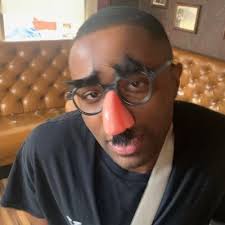 Mini Nguyen (@_MiniNguyen)