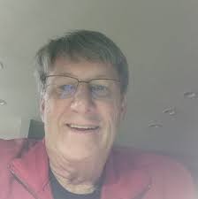 For the 2024 z06 owners. Have had mine for about a month and noticed  issues. HUD when changing songs cuts the words of the song horizontally.  It's not the HUD adjustment. Seat