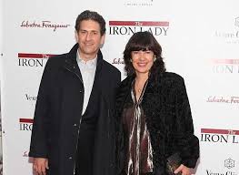 Her hair color is black and her eye color is brown. Christiane Amanpour Divorces Jamie Rubin Her Husband Of 20 Years The Gazetter