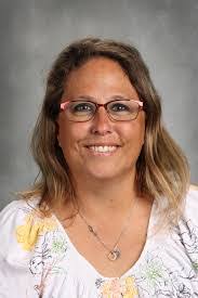 Ashley Hysell's Instagram, Twitter & Facebook