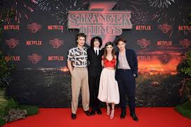 Staffel von stranger things ist gestartet. Stranger Things Auf Netflix Start Der 4 Staffel Verschoben