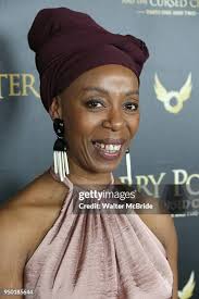 2,135 Mascara Teatro Stock Photos, High-Res Pictures, and Images