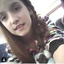 Alexis Hunt (@AlexisH85258010)