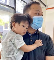 Untuk orang dewasa biasa, suhu badan boleh berada di mana saja dari 97 f hingga 99 f. Suhu Badan Bayi Tinggi Cecah 39 6 Celsius Panas Teruk Apa Nak Buat Simply Noorul