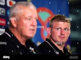 Warren morgan hi-res stock photography and images