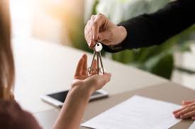 Legea darii in plata a fost adoptata in anul 2016, insa curtea constitutionala a decis ca debitorii pot transmite bancilor imobilul ipotecat doar in conditiile in care exista o situatie de. Darea In PlatÄ Ce Presupune Noua Lege Cand PoÈi Da BÄncii LocuinÈa Libertatea