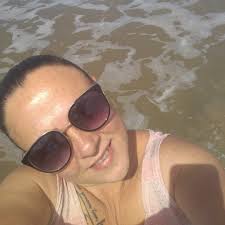 Bom dia, alguém teria casa para alugar do dia 14/02 até o dia 17/02, para  de 3/4 pessoas?