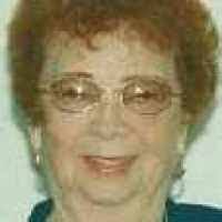 Eva Dobbs's Instagram, Twitter & Facebook