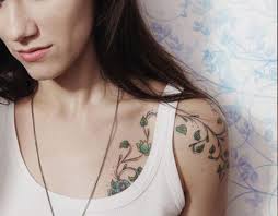 Elisa Toffoli Projects :: Photos, videos, logos, illustrations and branding  :: Behance