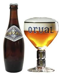 Orval Is Een Trappistenbier Dat In De Abdij Notre Dame D Orval In De Belgische Provincie Luxemburg Wordt Gebrouwen Het Bier Is E Artisanaal Bier Bier Bierfles