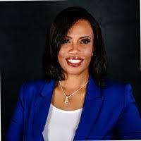 Lucille Frey's Instagram, Twitter & Facebook