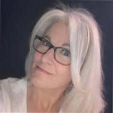 AWS Certified Cloud Practitioner was issued by Amazon Web Services Training  and Certification to Glenda Lembicz.