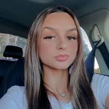 Chloe Mathis's Instagram, Twitter & Facebook