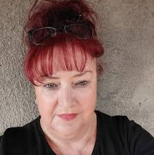 Wielka przemiana!😲 Tylko spójrzcie na najnowsze zdjęcia 👉  https://plejada.pl/newsy/calkowicie-odmieniona-celebrytka-pokazala-sie-szczuplejsza-o-ponad-200-kg/05kwc1c?utm_term=autor_10&utm_source=facebook&utm_medium=social&utm_campaign=onet-page-post