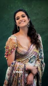sexy Keerthi Keerthi keerthisuresh saree actress boobs design