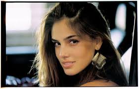 The Manny" Triunfos robados (TV Episode 2023)