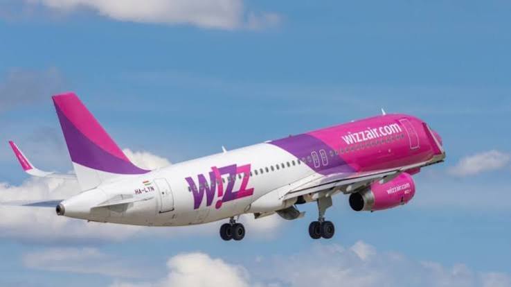 Schimbare importantă la Wizz Air: Biletele companiei low-cost vor putea fi rezervate și prin agențiile de turism conectate la Amadeus