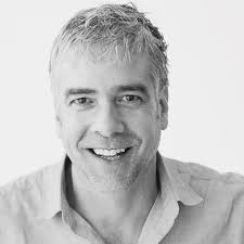 Eric Brace's Instagram, Twitter & Facebook