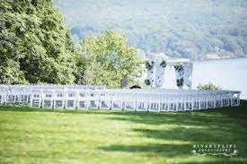 17 Of The Best Waterfront Wedding Venues In Ct Waterfront Wedding Venue Wedding Venues Long Island Connecticut Wedding Venues
