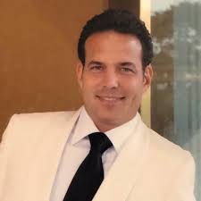 Kenneth Orr's Instagram, Twitter & Facebook