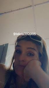 Felicia (@felicia401985)