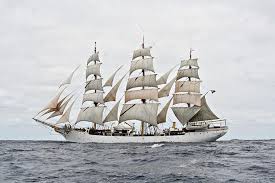 Grønland og færøerne indgår også i den danske stat som rigsdele med selvstyre i indenfor danmarks rige (danmarks forhold til rigsdelende kaldes rigsfællesskabet). Sail Training Vessel Danmark Coming To The Caribbean