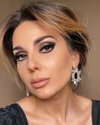 Call me Sofia! 😏 I promise I'll do a Sofia look! It's