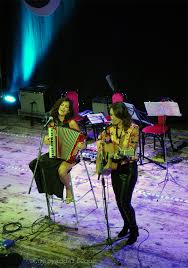 Piccola frida bollani magoni brigitte bardot alle prese con il primo jazz e le prime whistle notes. A Federica Morrone Il Premio Bianca D Aponte E Al Duo Fede N Marlen Il Premio Della Critica Fausto Mesolella Frida Bollani Magoni 13 Anni Rivelazione Della Serata Finale Linkabile
