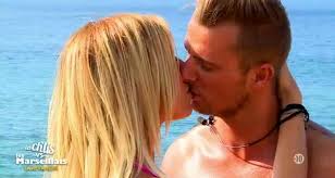 Pour ma part, j'étais sûr de mes sentiments à 100%. Les Ch Tis Vs Les Marseillais Hillary Embrasse Vincent Avant L Elimination W9 En Retrait Toutelatele