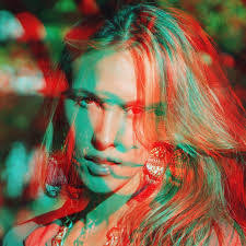 Daniela Chalbaud's Instagram, Twitter & Facebook