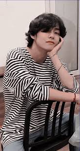 Bu pin'i ve daha fazlasını hanshin tarafından oluşturulan bts wallpapers panosunda bulabilirsiniz. Taehyung Wallpaper Meninos Bts Bts Fotos Fotos