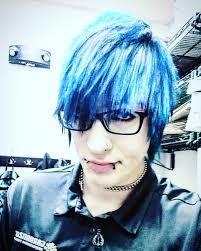 Cause if you never love, you can never hate. 20 Best Short Emo Hairstyles For Boys Guys 2021 Trends