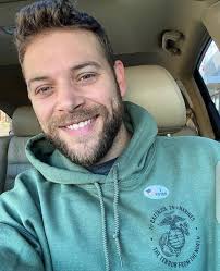 Lucy Thomas Sings Fix You