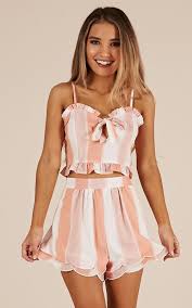 Ronstan shop acquista tutti i prodotti della ronstan in un sito dedicato. Follow The Leader Two Piece Set In Pink Stripe Showpo Fashion Fashion Outfits Trendy Outfits