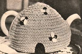 Crochet bird tea cozy set. Vintage Bee And Beehive Tea Cosy Cozy Knitting And Crochet Patterns Pdf Vintage Patterns And Making