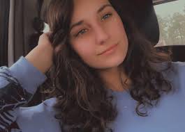 sara🌸 (@saraelizabethh98) • Instagram photos and videos