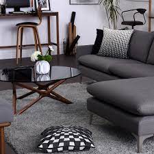The akiro coffee table is inspired by simple materials, and it is without a doubt very cleverly designed. Star Nuevo