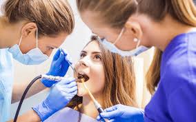What Are The Responsibilities Of A Cosmetic Dentist