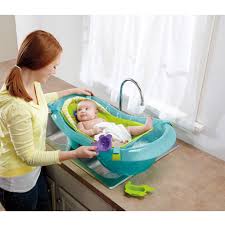 The best baby bathtubs are safe, comfortable, sturdy, and easy to use. Fisher Price Rainforest Friends Tub With Removable Insert Green Walmart Com Walmart Com